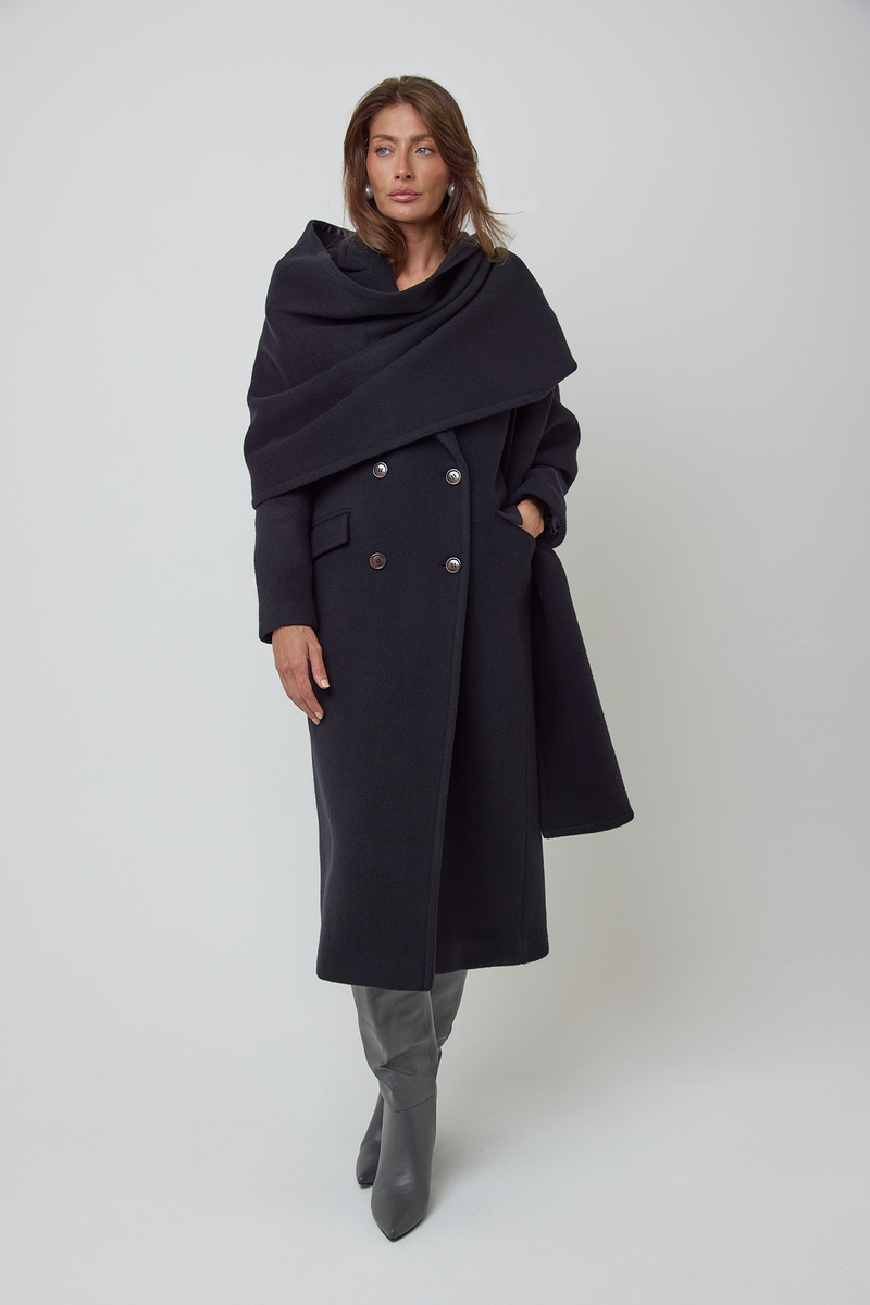 THE WOOL COAT