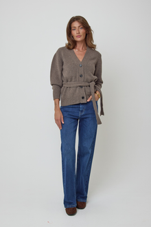 THE VERSATILE WOOL CARDIGAN