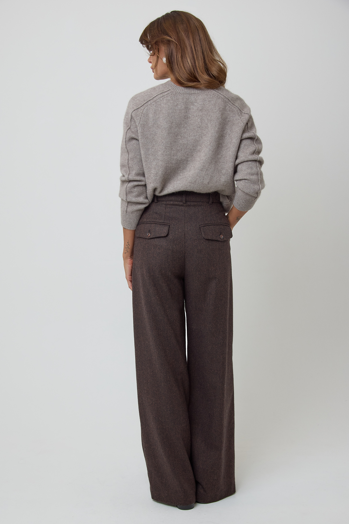 THE WOOL TROUSER