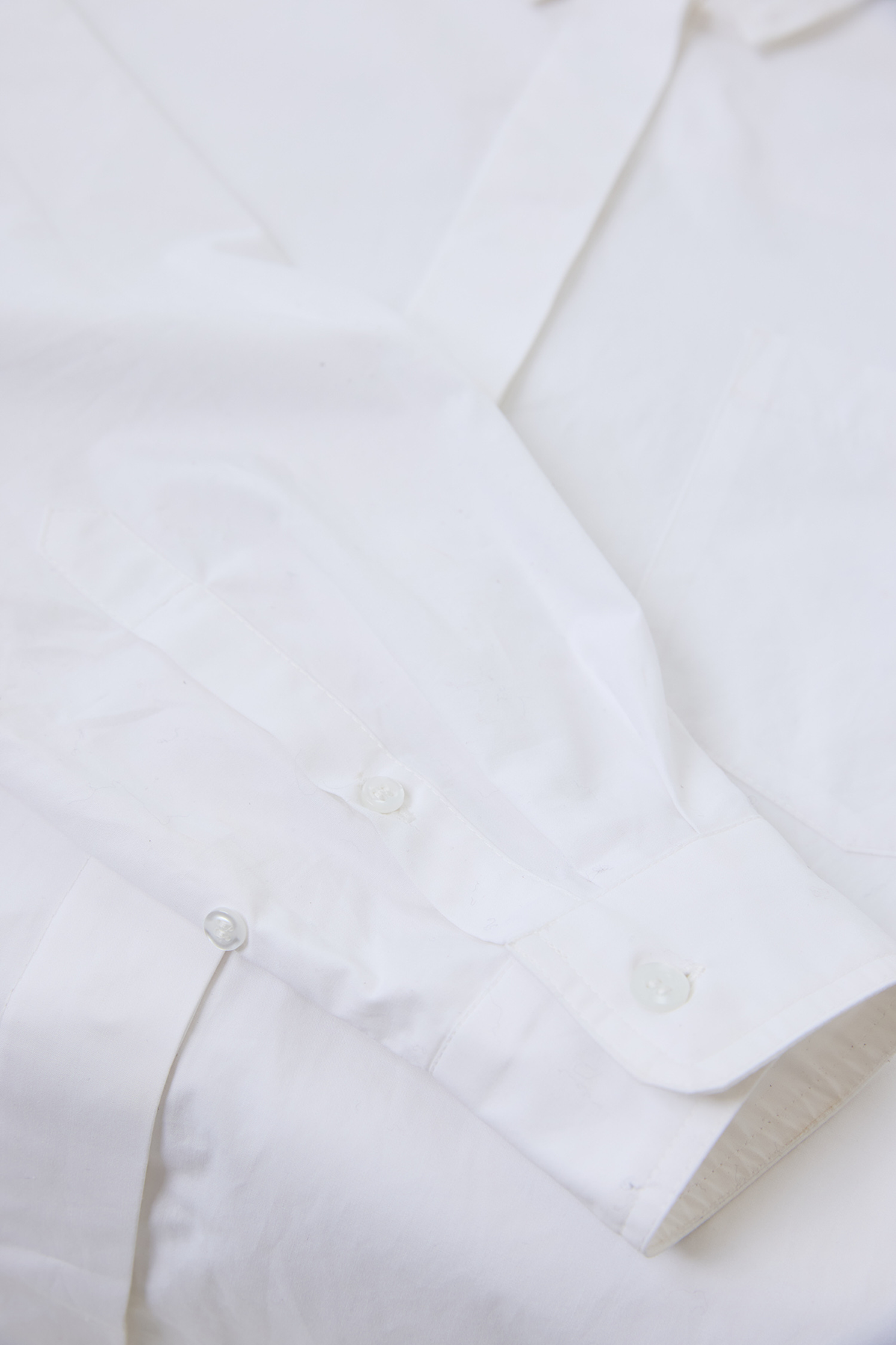 THE COTTON SHIRT